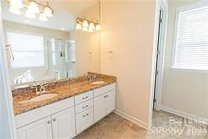 10517 Donahue Dr — Photo 17