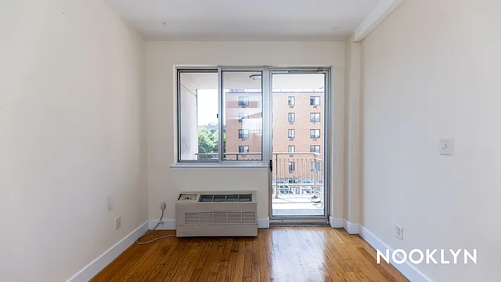 Rented by Nooklyn NYC LLC | media 30