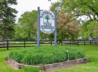 3S559 Norris Rd, Sugar Grove, IL 60554