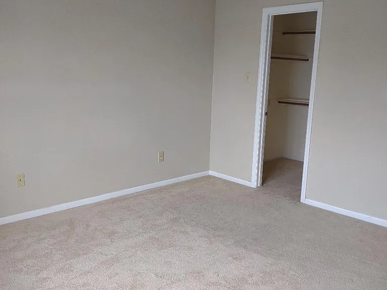 2361 Shirecreek Cir — Photo 24