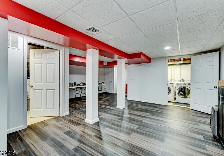 6 Hansen Pl #6 — Photo 42