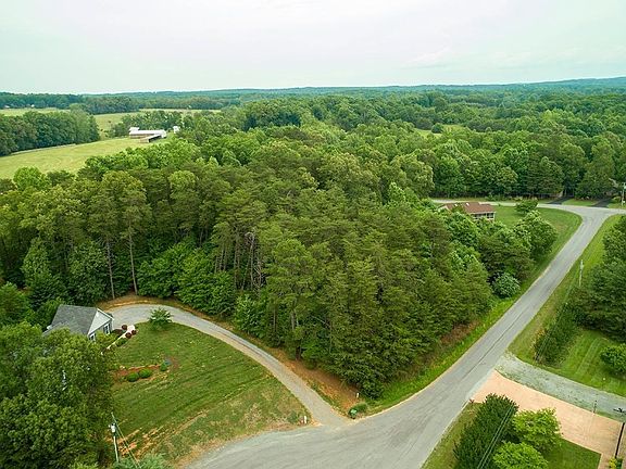 5th image of 0 Starling Ct Lot 11