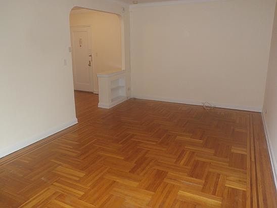 2nd image of 7272 112th St APT 5C