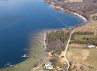 2158 Black Stump Rd, Weems, VA 22576