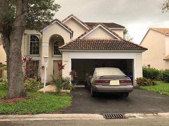 4th image of 7680 Hibiscus Ln