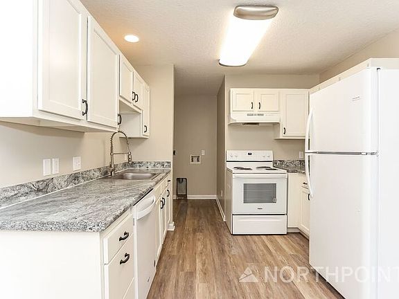 4th image of 7860 Rondo Ave