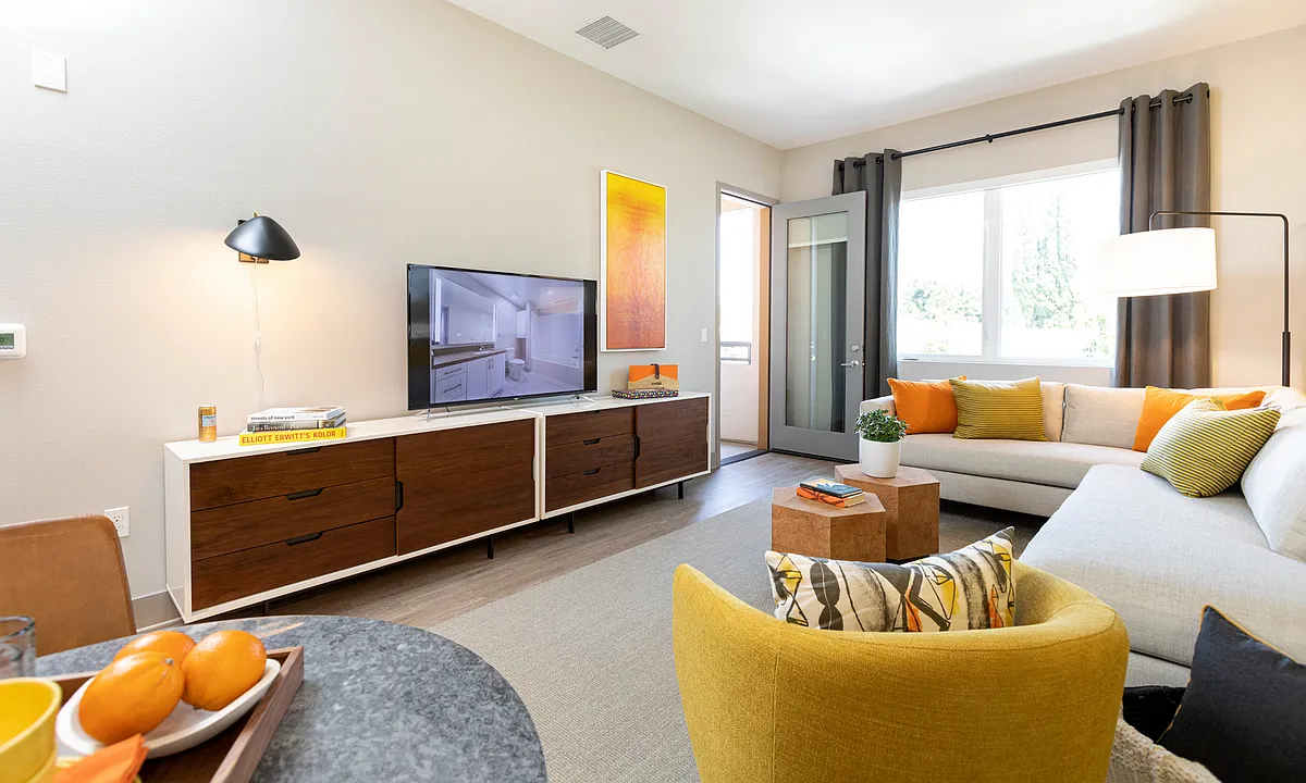 A place to unwind in peace - 770 South Harbor
