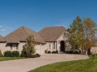 827 E Donegal Cir, Nixa, MO 65714