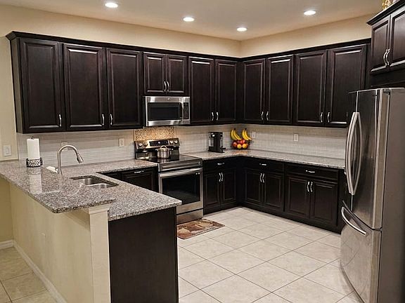 3rd image of 477 Red Rose Ln