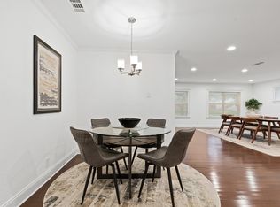6321 Town Hill Ln, Dallas, TX 75214