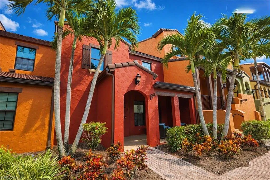 2 bed, 2.5 bath, 1441 sqft, $5,900 — Photo 1