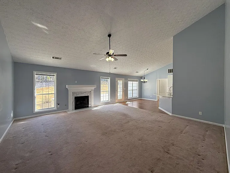 2029 Manor Oak Ln — Photo 5