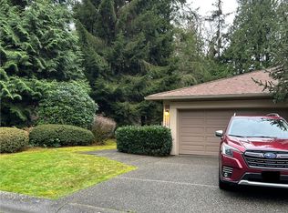 9115 Gleneagle Dr, Blaine, WA 98230