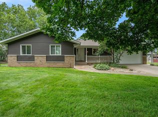 55910 River Shore Est, Elkhart, IN 46516