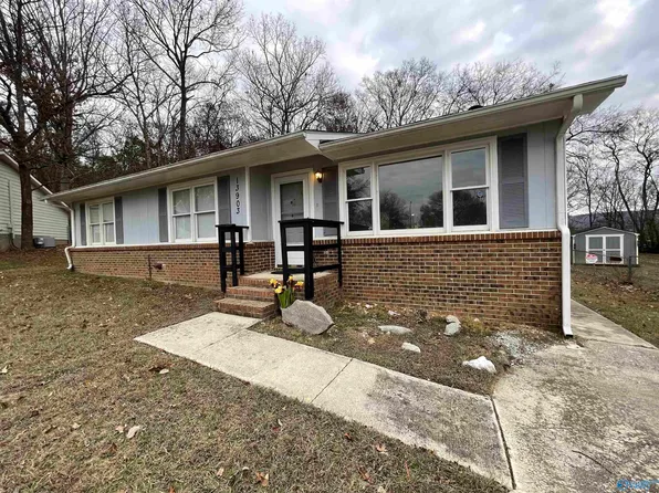 13903 Armond Cir SW, Huntsville, AL 35803