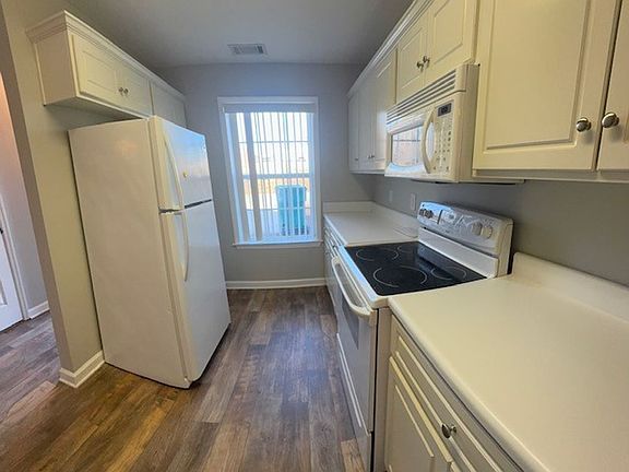 5th image of 244 Dry Branch Ct