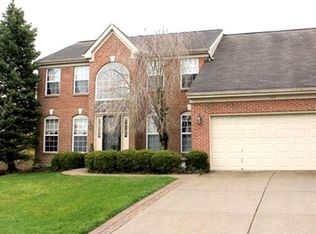 737 Elmwood Ct, Lebanon, OH 45036