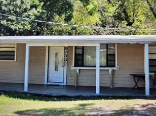 8733 N Hyaleah Rd, Tampa, FL 33617