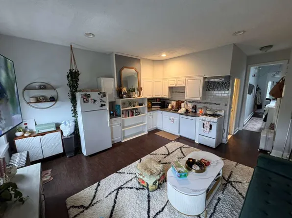 828 Corinthian Ave #5, Philadelphia, PA 19130
