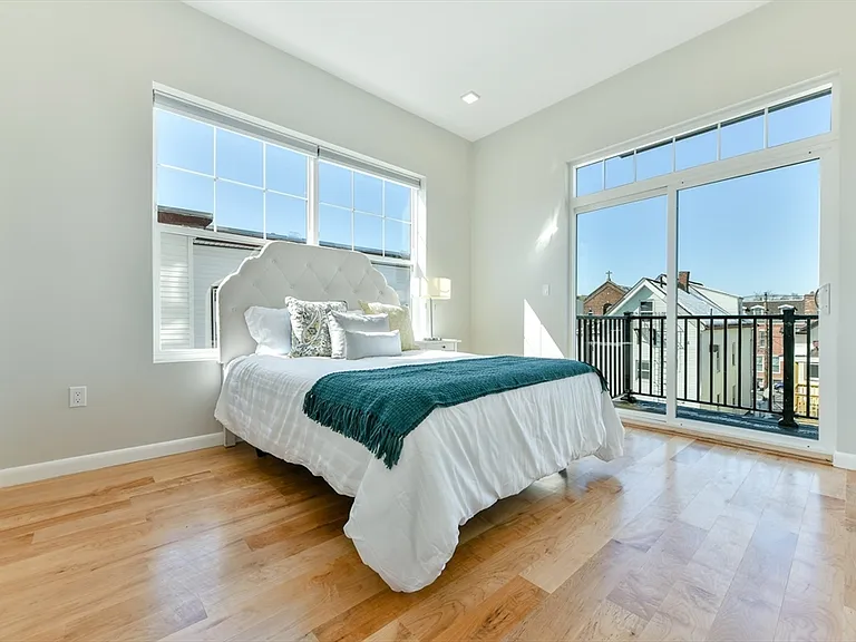 87 Parker St #402A — Photo 28