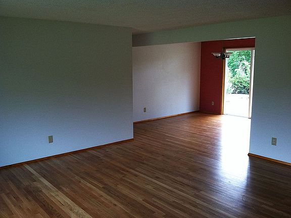 5th image of 18245 SE 313th St