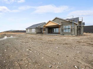 161 Riviera Dr, Pasco, WA 99301