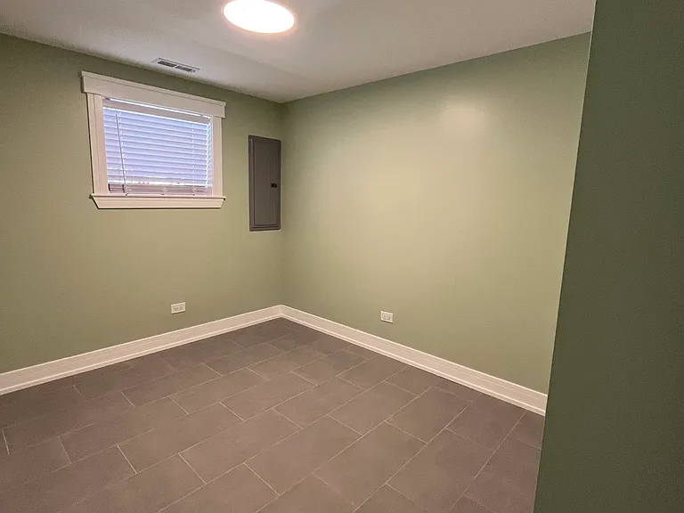 2651 W Maypole Ave — Photo 23