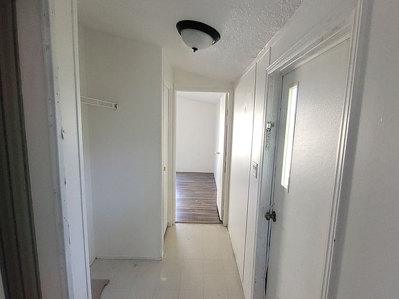 4th image of 2211 S Dort Hwy #18057944