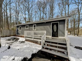 119 Hemlock Rd, Milford, PA 18337