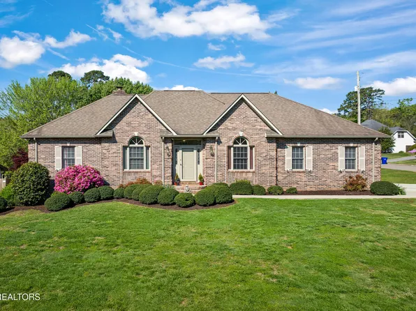 3201 Roanoke Cir, Knoxville, TN 37920