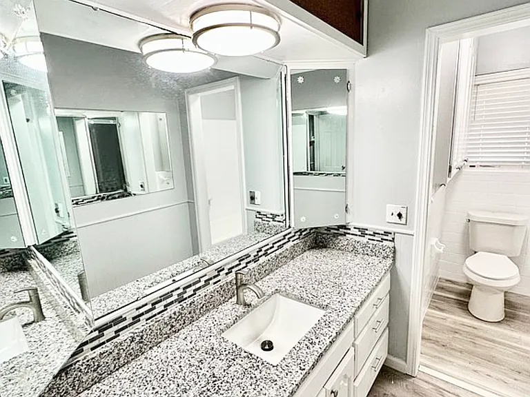 3215 Oakwood Dr — Photo 10