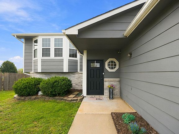 2nd image of 10525 W Jewell Ct
