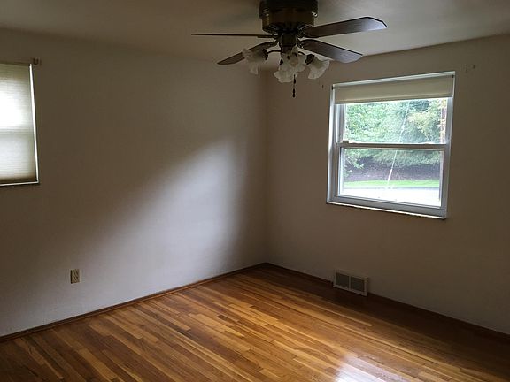 Bedroom 1 on the 1st floor