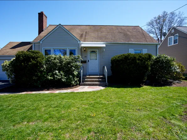 112 Federal Street, West Hartford, CT 06110