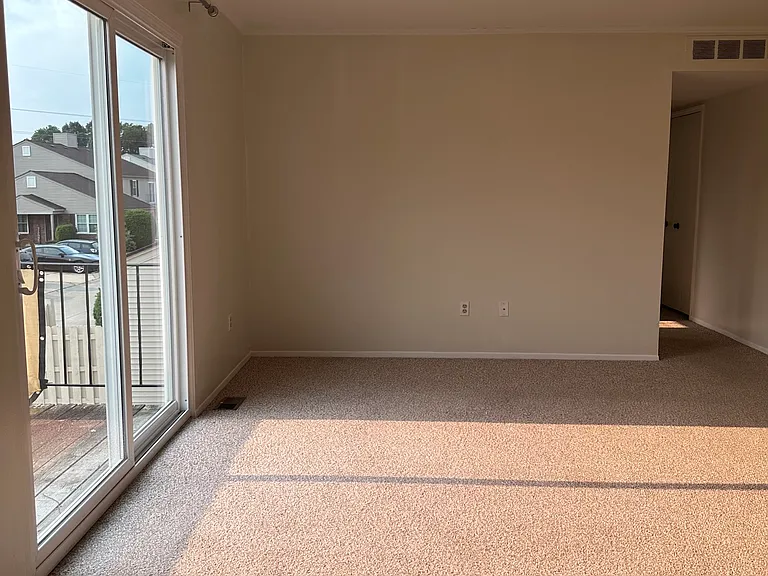 44227 Providence Dr — Photo 4