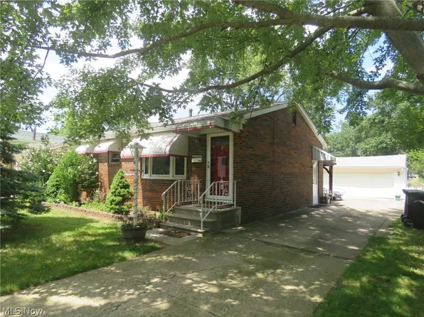 960 Wilder Ave, Elyria, OH 44035