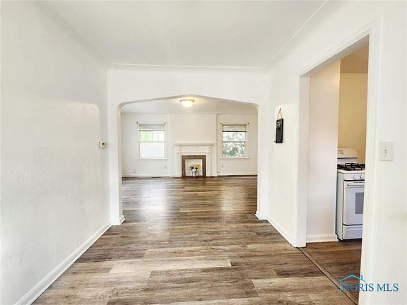 Dinning room and family room