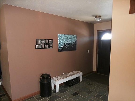 4th image of 9671 Ginny Ln