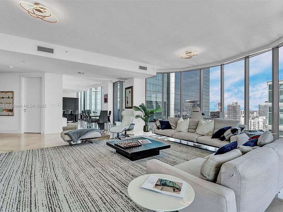 1st image of 200 Biscayne Boulevard Way #A50001