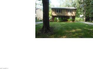 1840 Stirling Rd, Madison, OH 44057