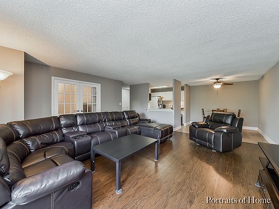 4th image of 120 Lakeview Dr APT 321