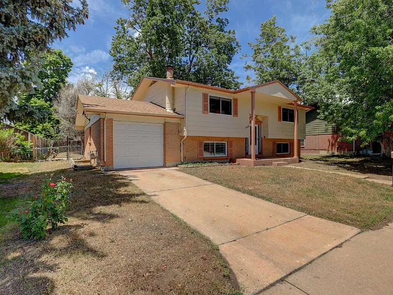 5053 Tucson Way — Photo 2