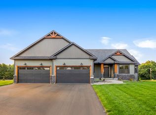 883 174th Ave NE, Ham Lake, MN 55304