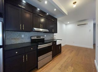 3315 9th St BSMT 2, Astoria, NY 11106