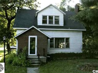 6437 N Mill St, Riverdale, MI 48877