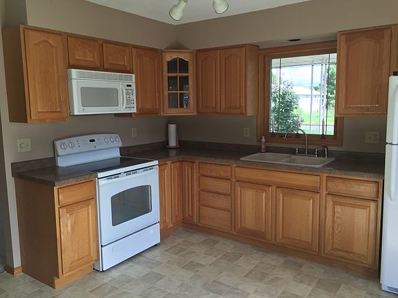 UNIT 1 kitchen