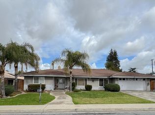 3612 Christmas Tree Ln, Bakersfield, CA
