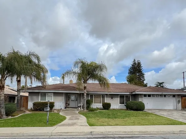 3612 Christmas Tree Ln, Bakersfield, CA 93306
