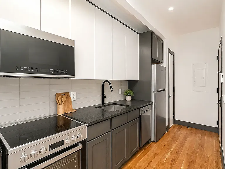 1407 Flatbush Ave #208 — Photo 6