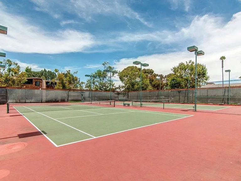8850 Villa La Jolla Dr #201 — Photo 13